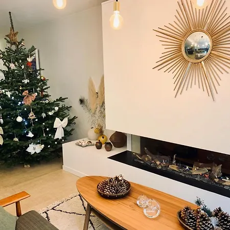 Bed & Breakfast La Maison Odeia Centre 2*